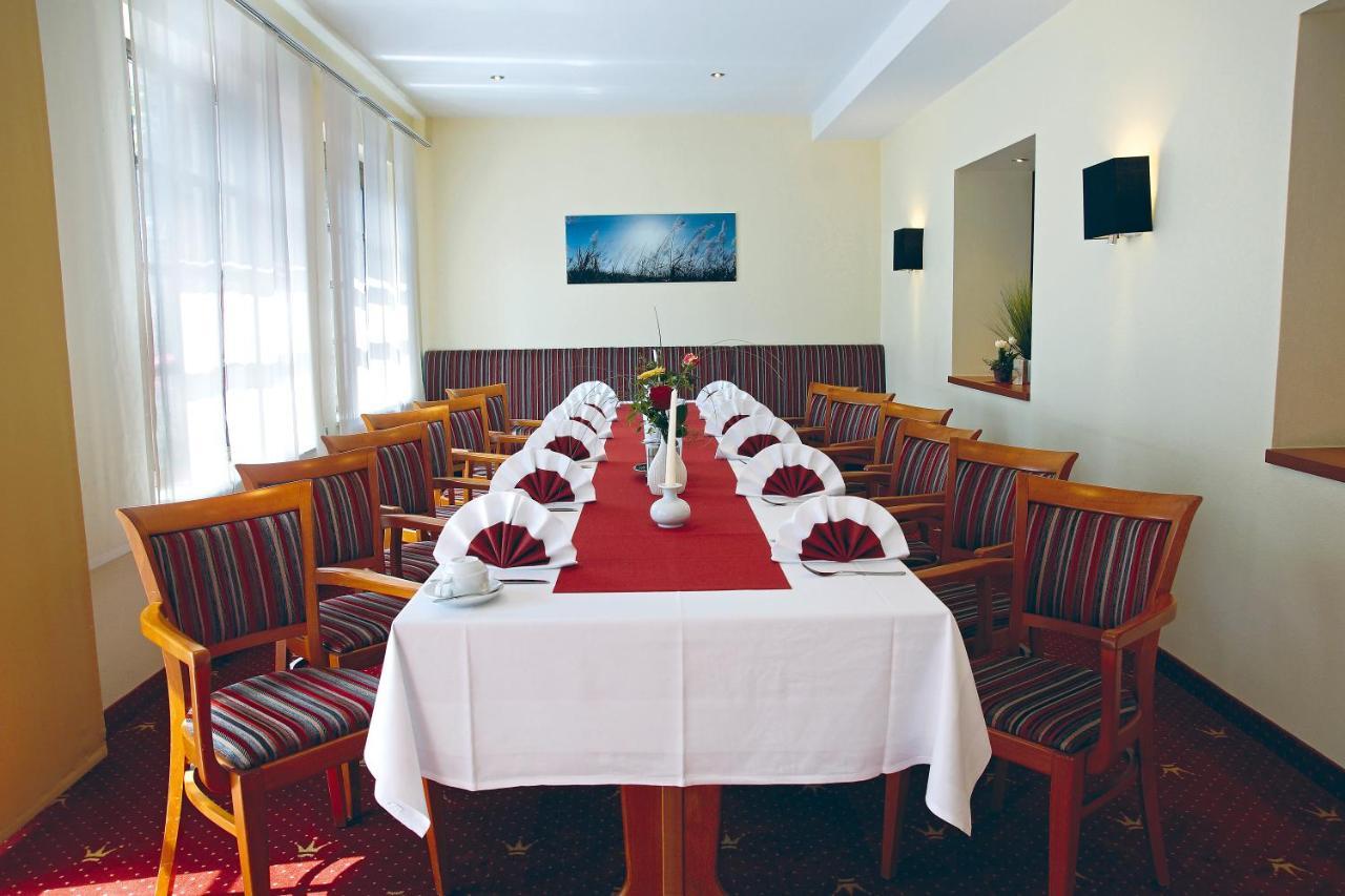 Avalon Hotelpark Koenigshof Кенігслуттер Екстер'єр фото