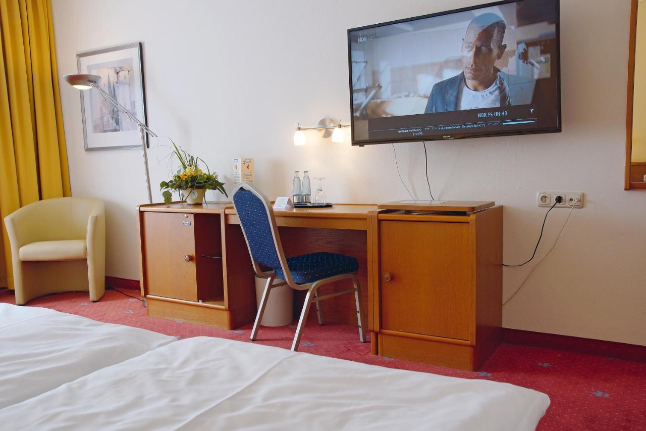 Avalon Hotelpark Koenigshof Кенігслуттер Екстер'єр фото