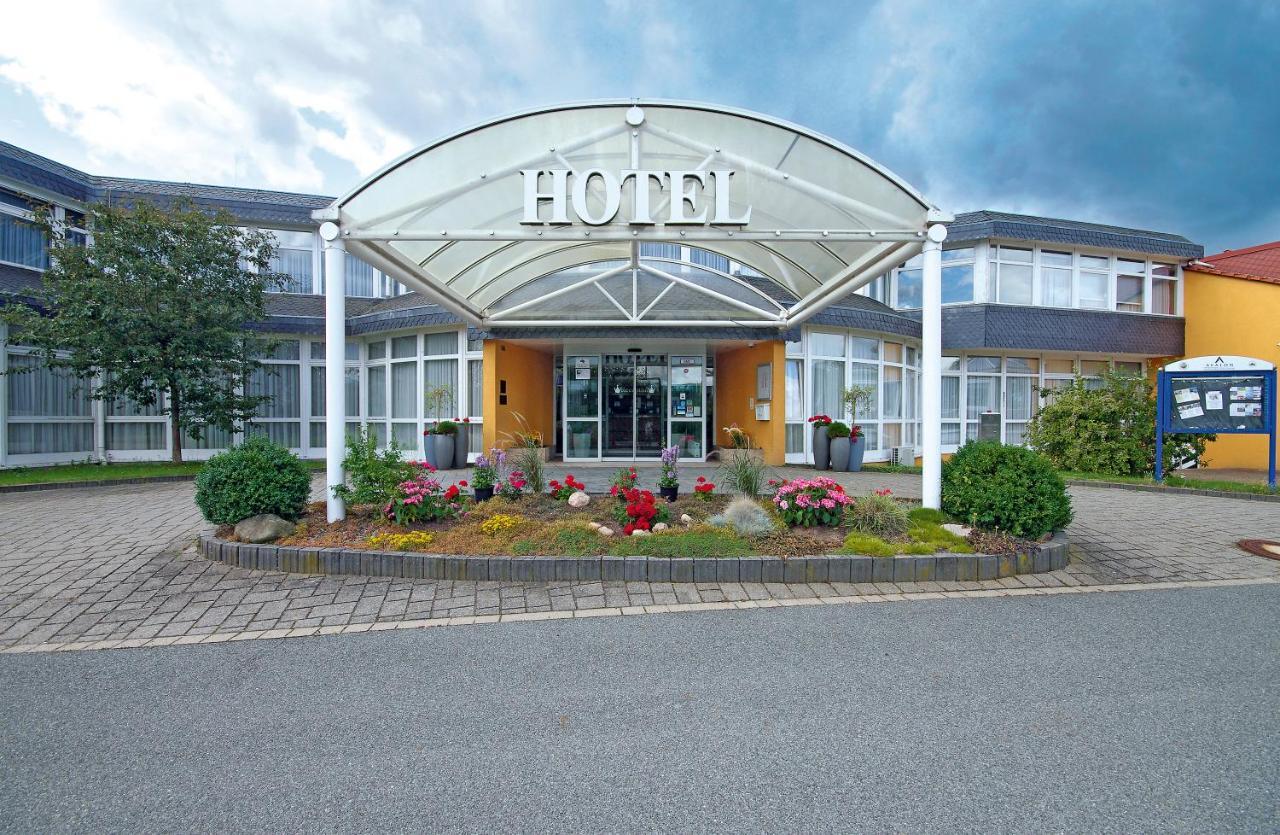 Avalon Hotelpark Koenigshof Кенігслуттер Екстер'єр фото